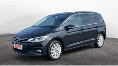 Schwarz Gebraucht 2024 VW Touran Highline Van / Kleinbus | 33.945 € (Fairer Preis)