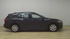 Schwarz Gebraucht 2022 Ford Focus Cool & Connect Kombi | 10.480 € (Fairer Preis)