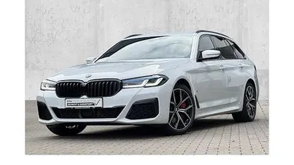 Gebraucht BMW 540 M Sport 340 PS (250 kW) 2022 Weiß Kombi
