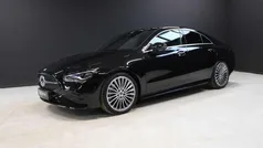 Kosmosschwarz metallic Gebraucht 2024 Mercedes CLA250 AMG line Limousine | 41.960 € (Fairer Preis)