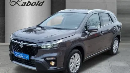 Neu Suzuki SX4 S-Cross Comfort 110 PS (80 kW) 2026 Titan dark grey (grau) SUV
