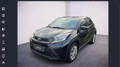 Schwarz Neu 2025 Toyota Aygo X Business Edition SUV | 17.950 € (Fairer Preis)