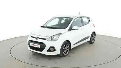 Gebraucht Hyundai i10 YES! 87 PS (63 kW) 2015 Weiß Kleinwagen