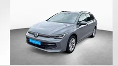 Mondsteingrau Gebraucht 2024 VW Golf VIII Life Kombi | 29.220 € (Fairer Preis)