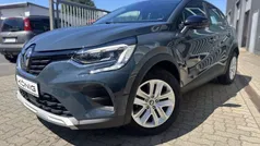 Blau Gebraucht 2024 Renault Captur Equilibre SUV | 19.995 € (Fairer Preis)