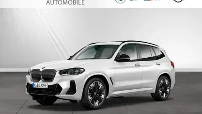 Begagnad BMW iX3 M Sport 210 kW (286 HK) 2023 Vit SUV