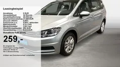 Oyster silver Gebraucht 2024 VW Touran Comfortline Van / Kleinbus | 28.579 € (Superpreis)