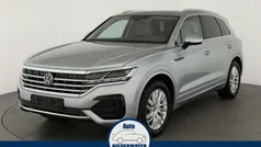 Antimonsilber metallic Gebraucht 2022 VW Touareg Elegance SUV | 53.995 € (Superpreis)