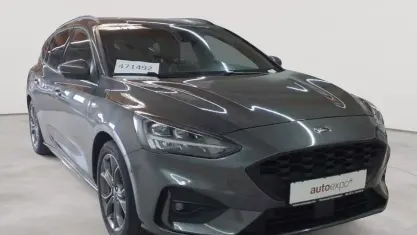 Gebraucht Ford Focus ST-Line X 155 PS (114 kW) 2022 Magneticgrau metallic Kombi