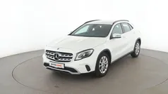 Weiß Gebraucht 2019 Mercedes GLA180 Style SUV | 20.760 € (Fairer Preis)