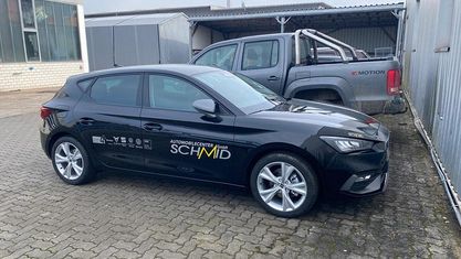 Używany Seat Leon FR 116 KM (85 kW) 2025 Czarny Sedan/Limuzyna