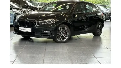 Gebraucht BMW 120 Sport Line 178 PS (130 kW) 2023 Schwarz Kleinwagen