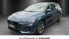 Chromablau Gebraucht 2024 Ford Focus ST-Line Kombi | 27.690 € (Fairer Preis)