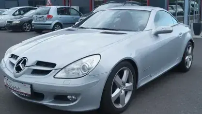 Gebraucht Mercedes SLK200 163 PS (119 kW) 2005 Silber Cabrio