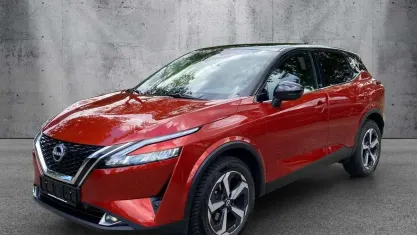 Gebraucht Nissan Qashqai 360º 155 PS (114 kW) 2024 Rot SUV