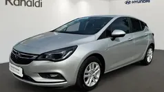 Silber Gebraucht 2018 Opel Astra Edition Limousine | 14.990 € (Fairer Preis)