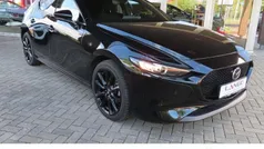 Jet black Gebraucht 2023 Mazda 3 Homura-Line Kleinwagen | 25.870 € (Fairer Preis)