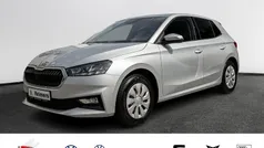 Silber Gebraucht 2024 Skoda Fabia Selection Limousine | 17.890 € (Fairer Preis)