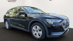 Schwarz Gebraucht 2021 Audi e-tron Basis SUV | 27.990 € (Fairer Preis)