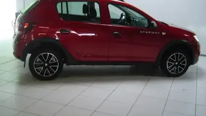Gebraucht Dacia Sandero Prestige 90 PS (66 kW) 2019 Rot Limousine