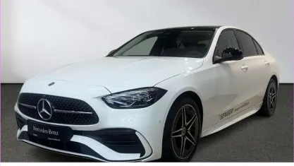 Gebraucht Mercedes C180 AMG 170 PS (125 kW) 2026 Weiß Limousine