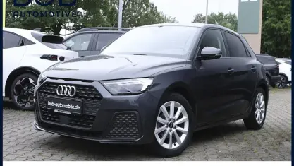 Gebraucht Audi A1 Sportback Comfort 95 PS (69 kW) 2022 Grau Kleinwagen