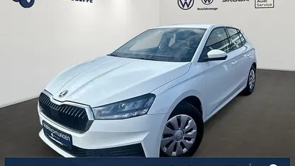 Gebraucht Skoda Fabia Ambition 95 PS (69 kW) 2021 Candyweiss Limousine