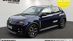 Blau Gebraucht 2025 Renault R5 Komfort Kleinwagen | 32.690 € (Fairer Preis)
