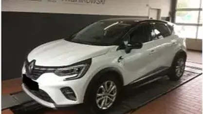 Gebraucht Renault Captur Intens 158 PS (116 kW) 2020 Weiß SUV