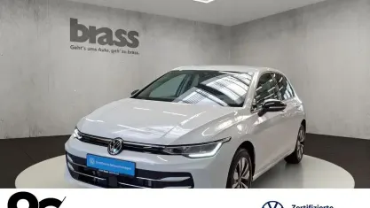 Gebraucht VW Golf VIII Goal 116 PS (85 kW) 2025 Pure white Limousine