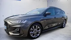 Grau Gebraucht 2024 Ford Focus ST-Line X Kombi | 23.880 € (Fairer Preis)