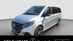 Gebraucht 2024 Mercedes V300 Van / Kleinbus | 79.880 €