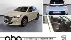 Weiß Gebraucht 2022 Peugeot e-208 Active Kleinwagen | 14.960 € (Fairer Preis)