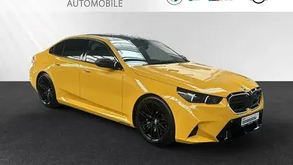Usata BMW M5 Performance 727 CV (534 kW) 2024 Giallo Berlina