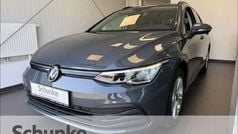Gebraucht 2023 VW Golf VIII Life Kombi | 23.490 € (Fairer Preis)