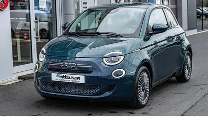 Nouă Fiat 500 65 CP (47 kW) 2025 Verde Berlinǎ