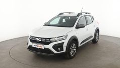 Weiß Gebraucht 2023 Dacia Sandero Expression Kleinwagen | 15.970 € (Fairer Preis)
