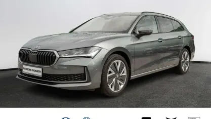 Gebraucht Skoda Superb Selection 150 PS (110 kW) 2025 Grau Kombi