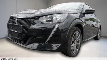 Schwarz Gebraucht 2023 Peugeot e-208 Allure Kleinwagen | 17.485 € (Guter Preis)