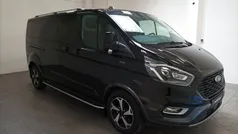 Schwarz Gebraucht 2022 Ford Tourneo Custom Active Van / Kleinbus | 37.770 € (Superpreis)