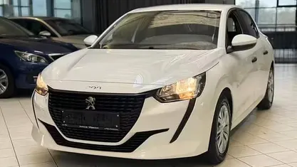 Gebraucht Peugeot 208 Premium 102 PS (75 kW) 2021 Weiss banquise Kleinwagen