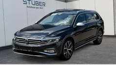 Deep black perleffekt Gebraucht 2022 VW Passat Alltrack Kombi | 31.990 € (Fairer Preis)
