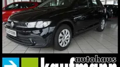 Deep schwarz Gebraucht 2023 VW Polo Life Limousine | 22.680 € (Fairer Preis)