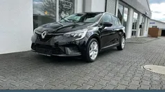 Schwarz Gebraucht 2021 Renault Clio V Zen Limousine | 12.490 € (Fairer Preis)