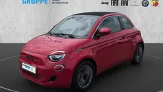 Rotschwarz Gebraucht 2022 Fiat 500e Red Cabrio | 20.750 € (Guter Preis)