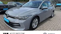 Gebraucht 2024 VW Golf VIII Life Kombi | 24.890 € (Fairer Preis)