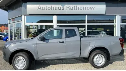 Neu Isuzu D-Max 163 PS (119 kW) 2026 Grau Pickup