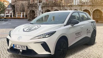 Dover white Gebraucht 2022 MG MG4 EV Kleinwagen | 17.990 € (Fairer Preis)