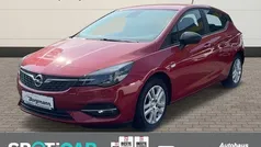 Rot Gebraucht 2021 Opel Astra Edition Limousine | 16.490 € (Fairer Preis)