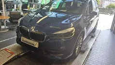 Phytonicblau metallic (blau) Gebraucht 2022 BMW 220 Gran Tourer Sport Line Van / Kleinbus | 26.900 € (Fairer Preis)